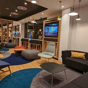 Hotel Express Bilbao Airport By Ihg